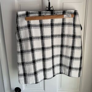 Banana Republic Black and White Checkered Mini Skirt